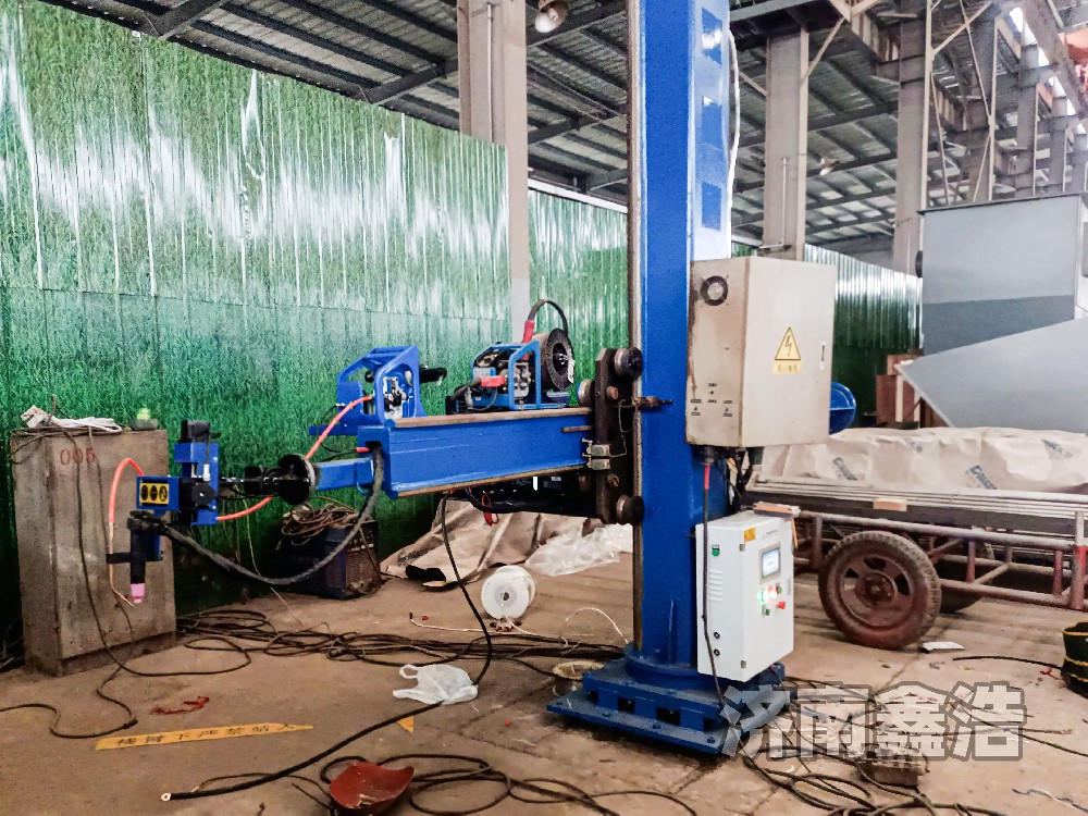 河南訂購重型焊接操作機，提高環(huán)縫自動焊接效率